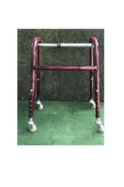 Dört tekerli çocuk walker – Hasta mobilite